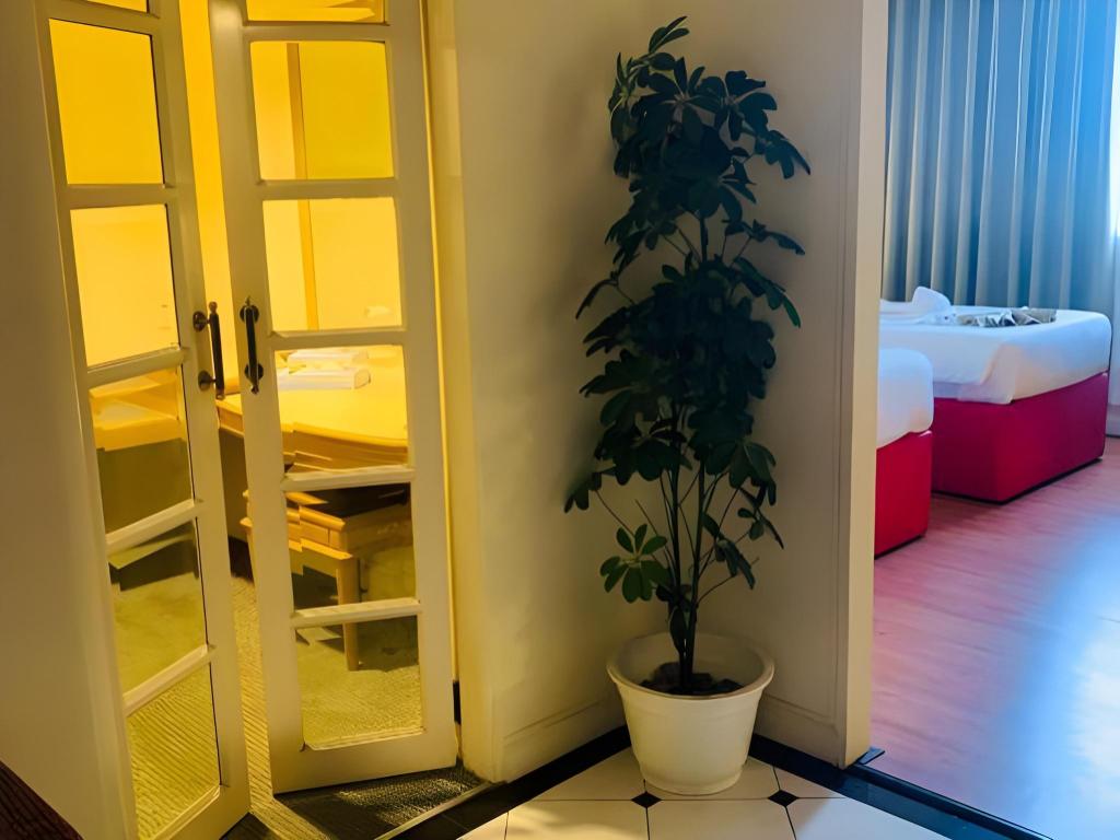 Hotel Emas Tawau 32/50
