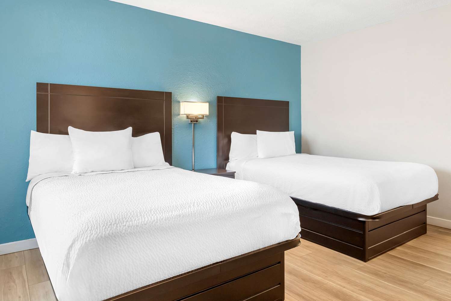 Days Inn by Wyndham Wrightstown 21/50