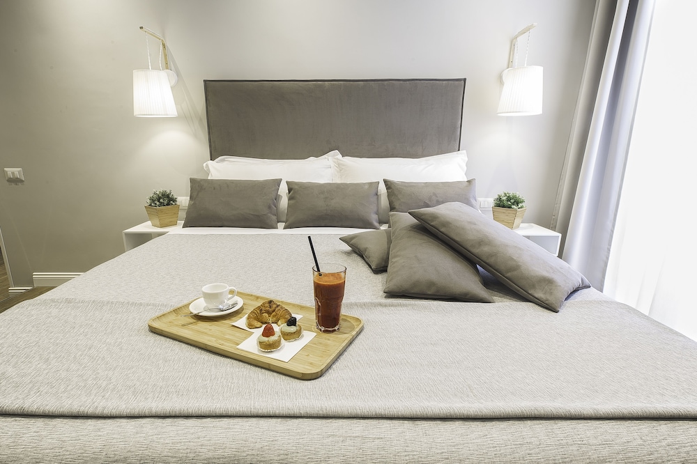 Colonna Luxury Suites 19/29