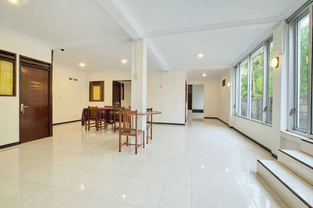 OYO 2519 Mayang Garini 19/27