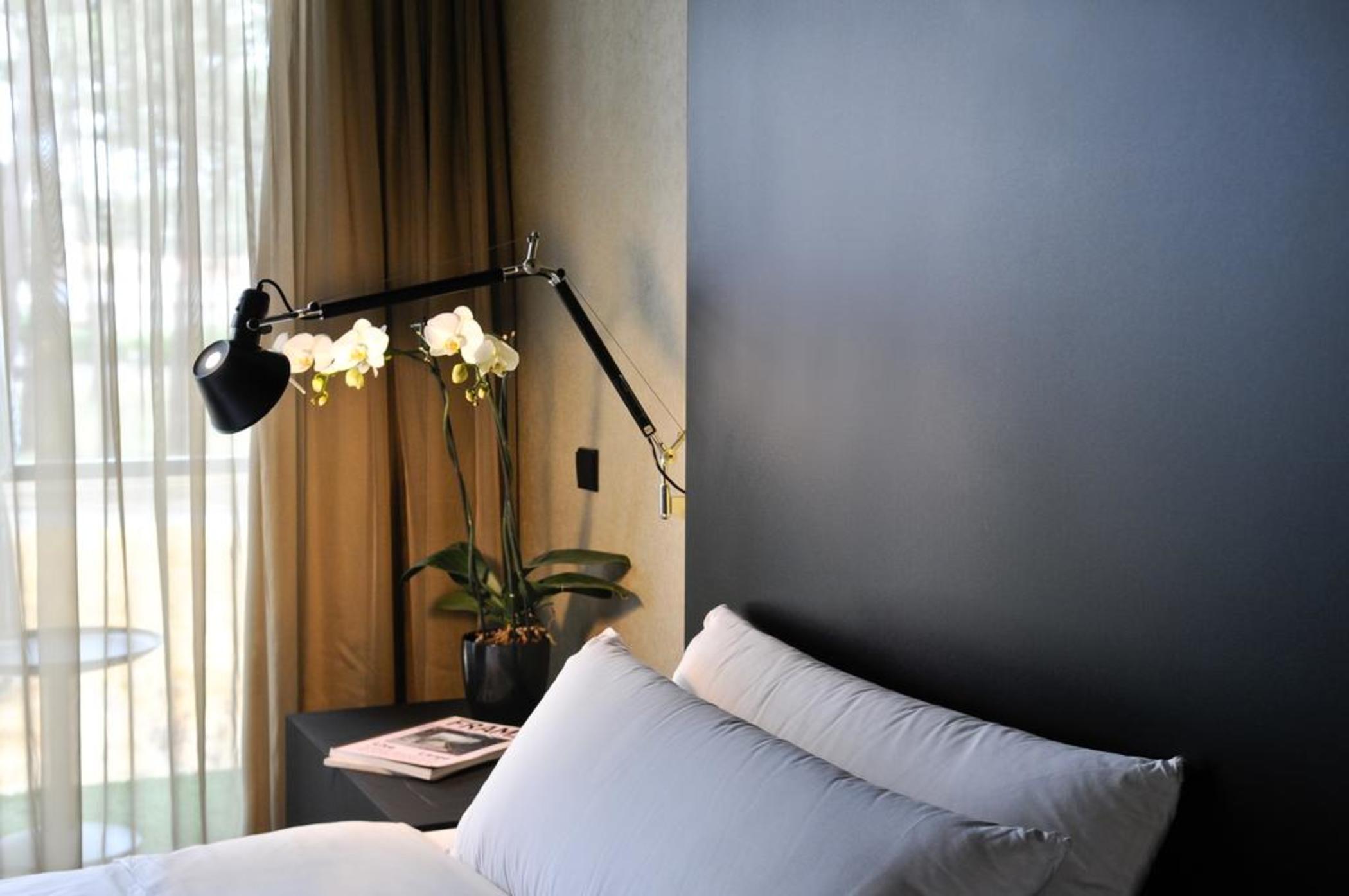 Room, Single, Double Bed, Pool View