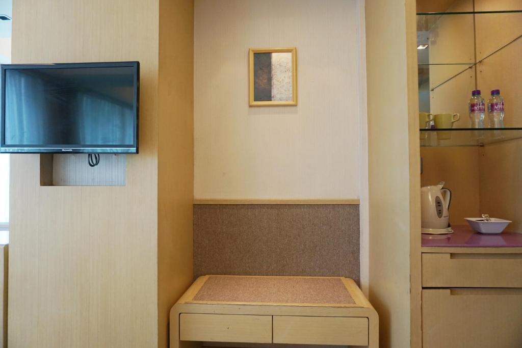 HOTEL BENITO 33/33