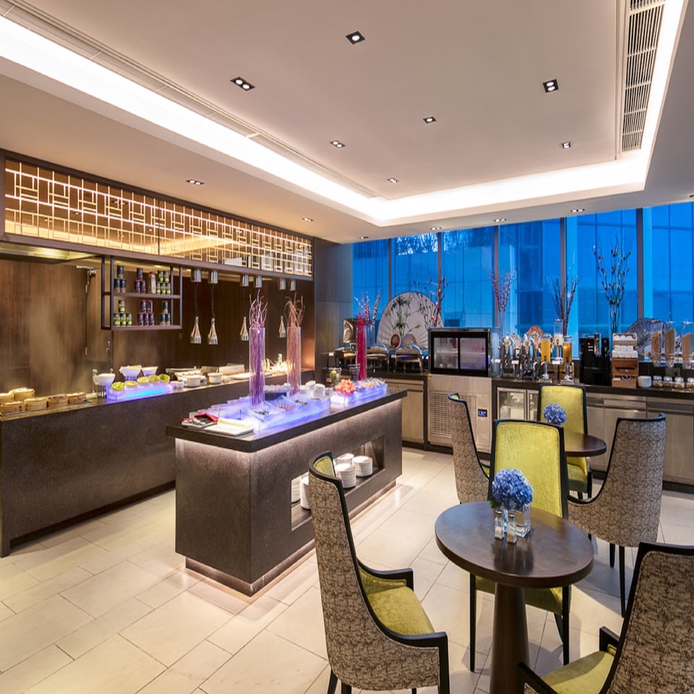 SOMERSET SWAN LAKE HEFEI 54/69
