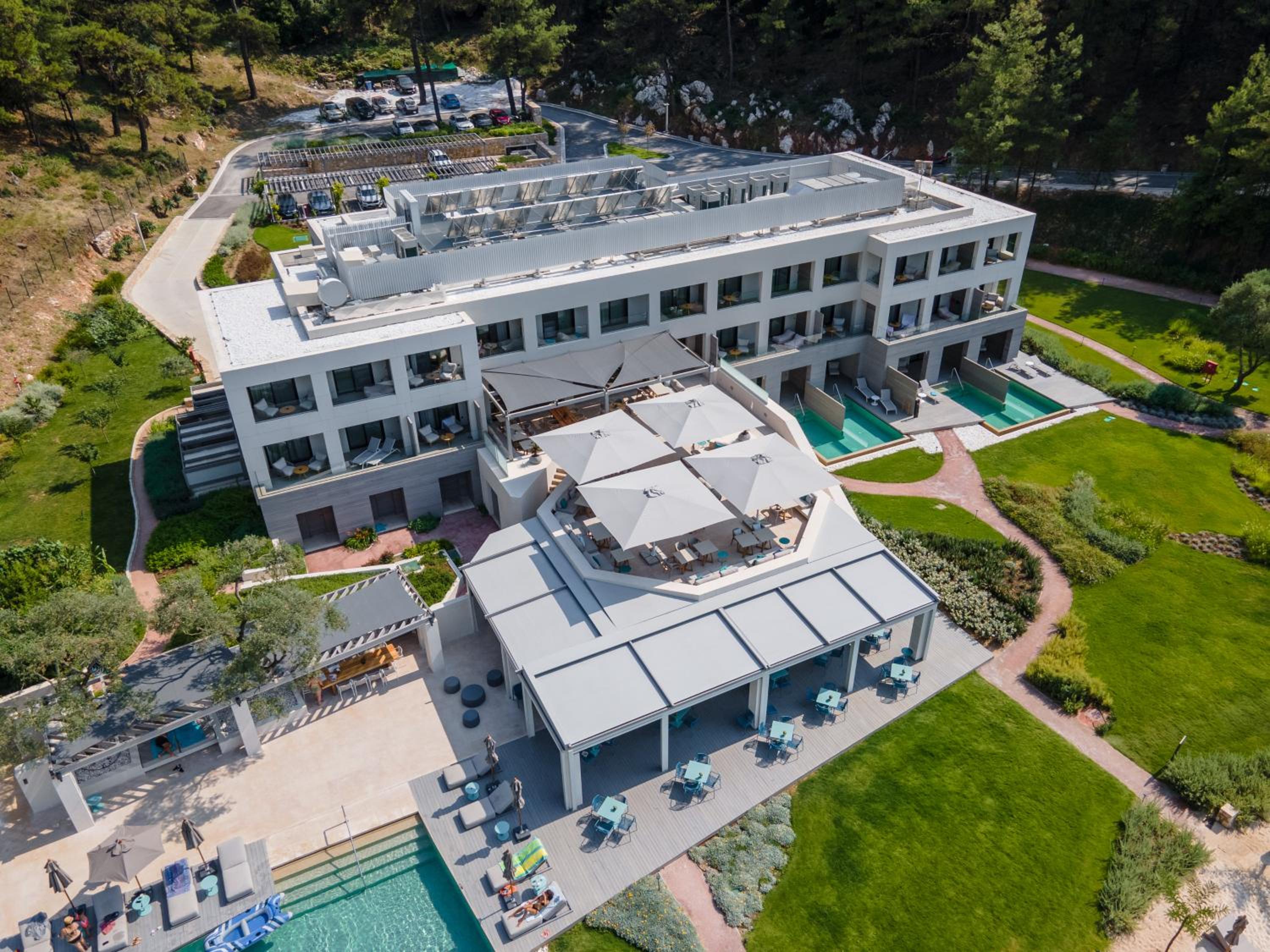 Vathi Cove Luxury Resort & Spa 6/60