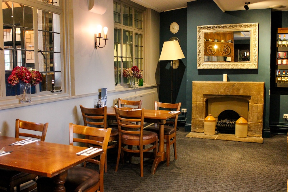 The White Hart 35/50