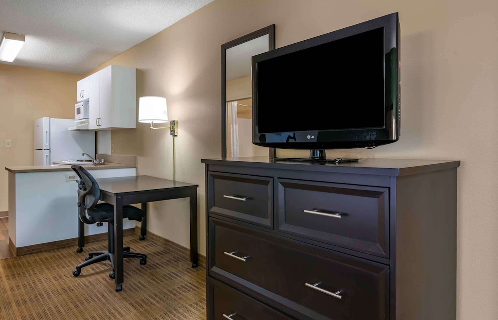 Extended Stay America Jacksonville Riverwalk Conv Center 36/49