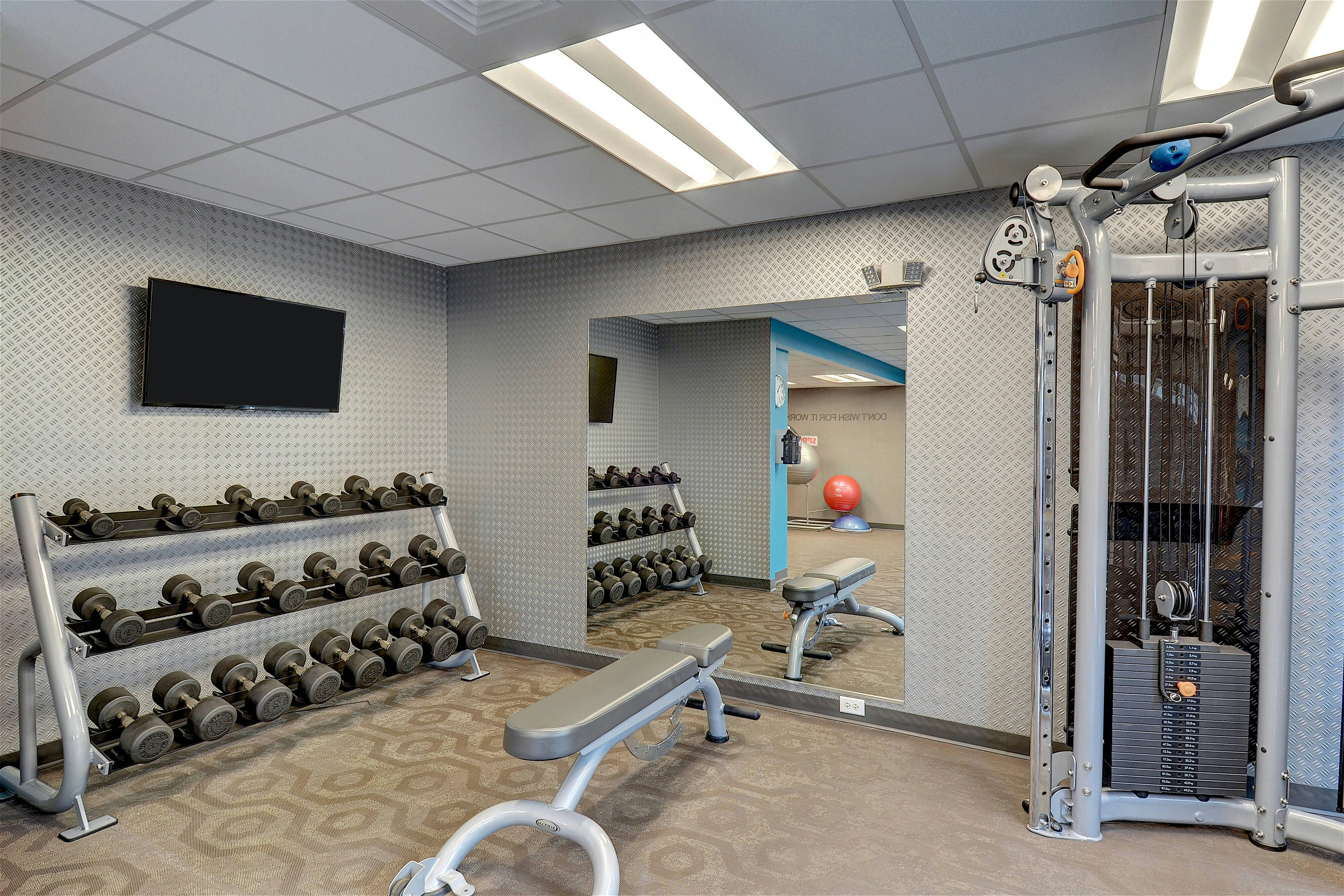 Fairfield Inn Suites Nashville Metrocenter 5/11