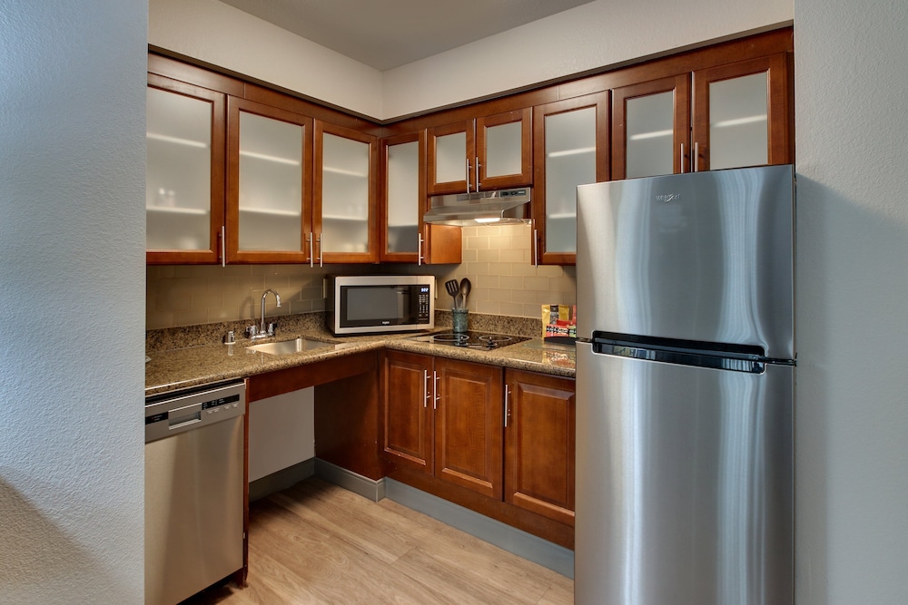 Staybridge Suites Missoula 9/59