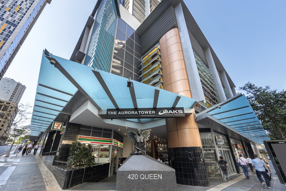 Oaks Brisbane Aurora Suites 1/74