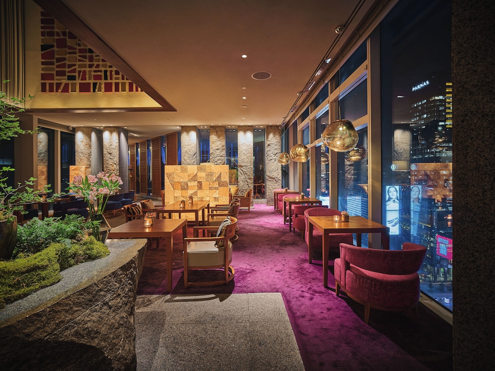 PARK HYATT SEOUL 54/76