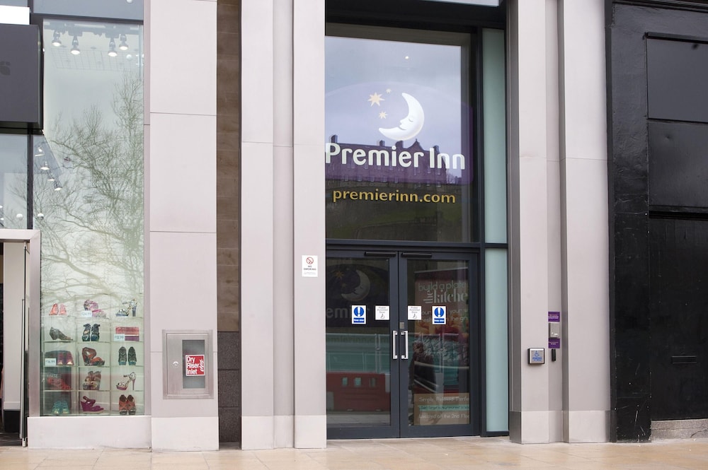 Premier Inn Edinburgh City Centre (Princess Street) in EDINBURGH