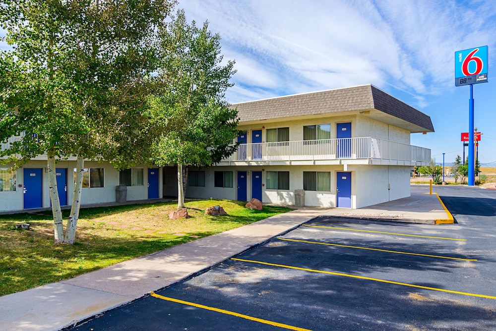 Motel6 Laramie, WY 47/52