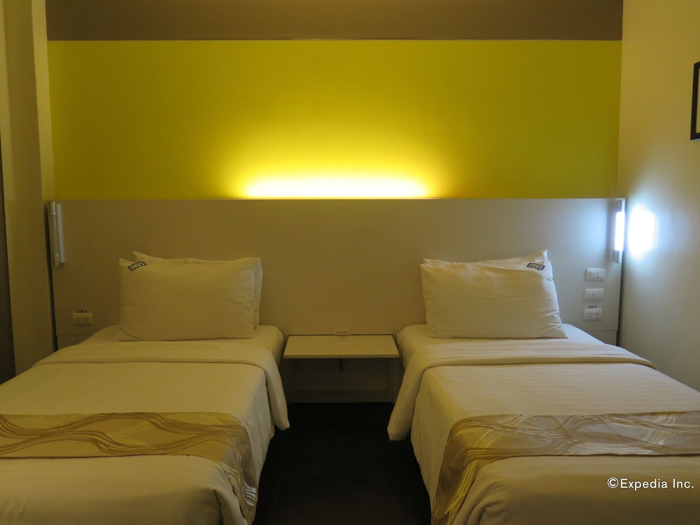 Pillows Hotel 14/63