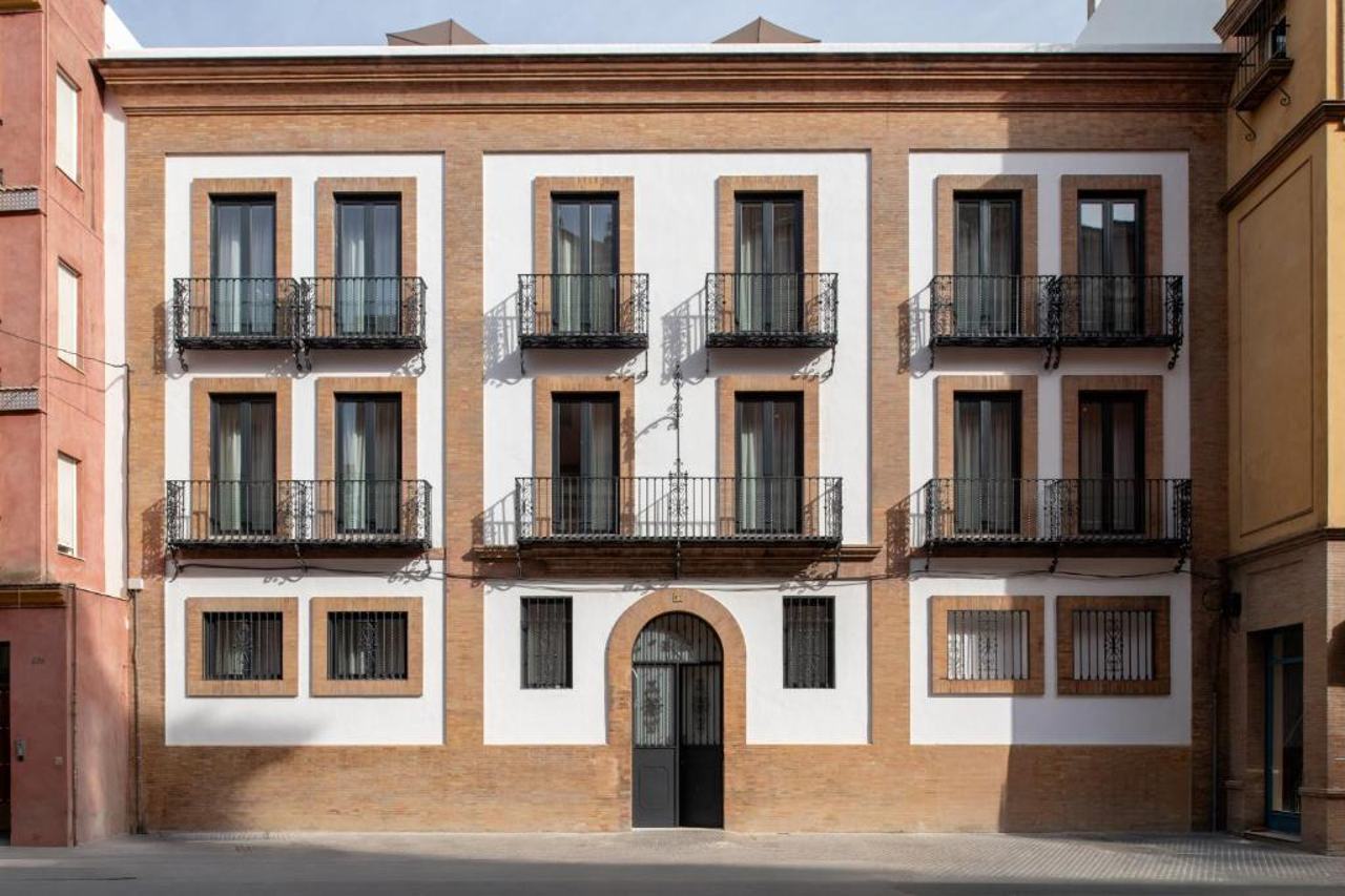 Libere Seville Triana in SEVILLE