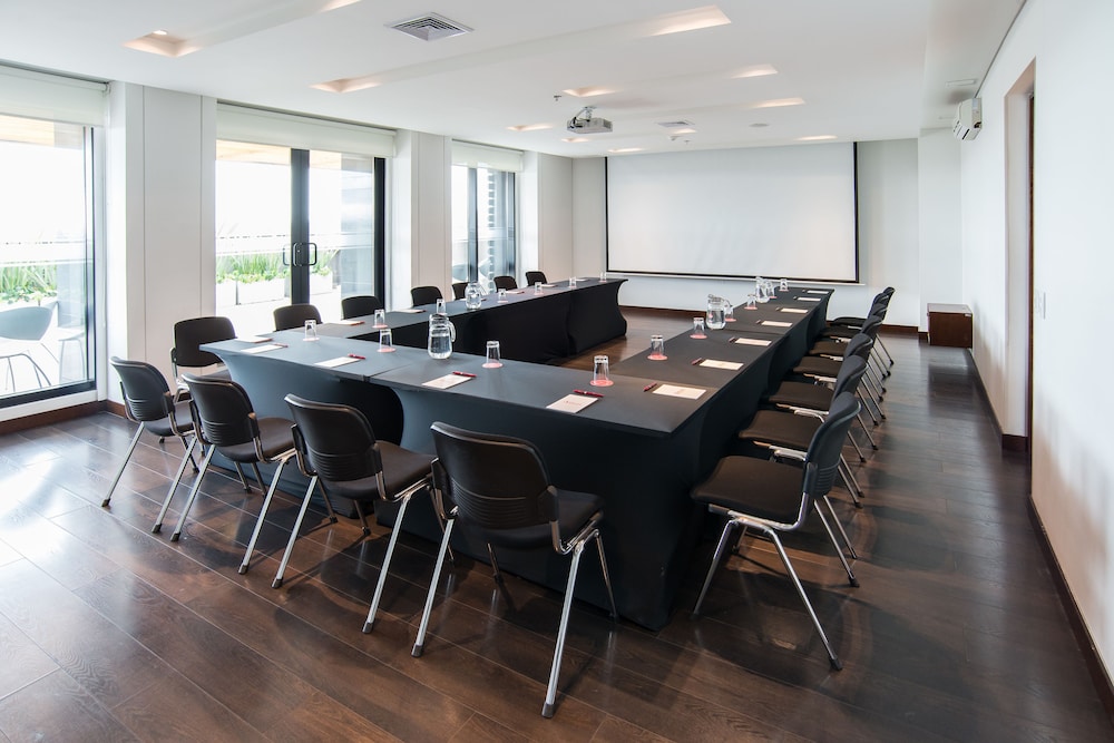 Mercure Bogota Calle 100 41/50