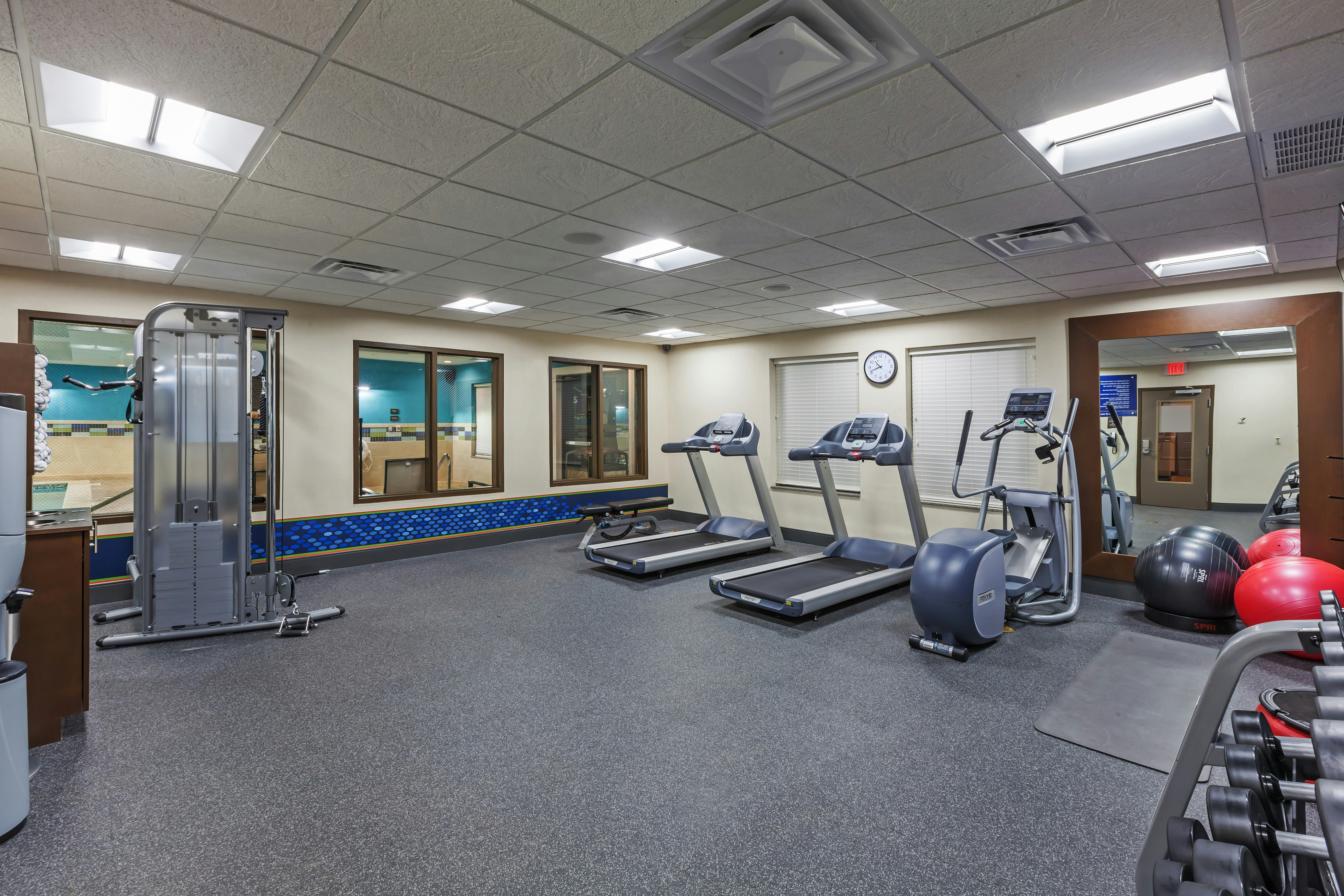 Hampton Inn and Suites Claremore Ok 37/71