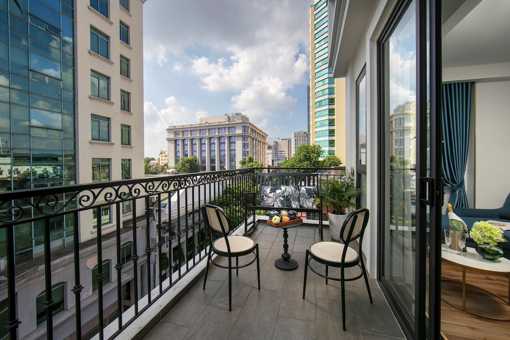 Hotel De Rond Hanoi 42/50