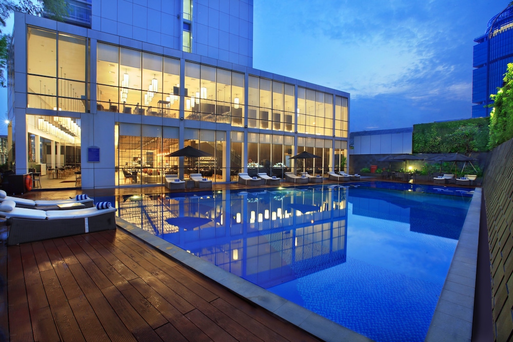Aston Priority Simatupang Hotel and Conference Center 39/72