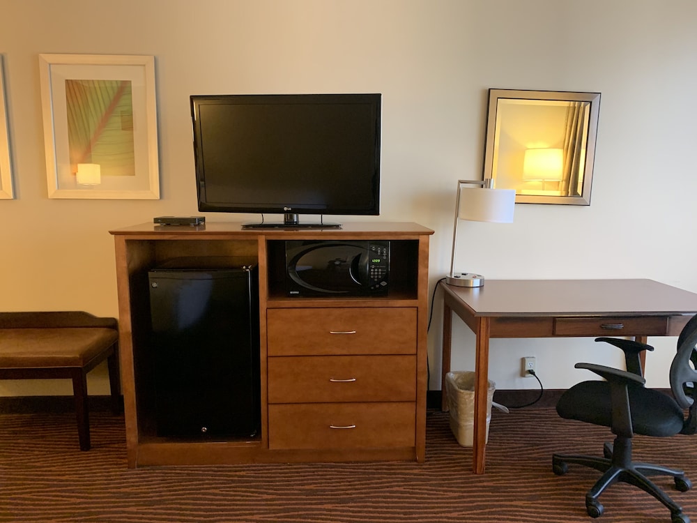 Best Western Executive Hotel Of New Haven - West Haven 45/48