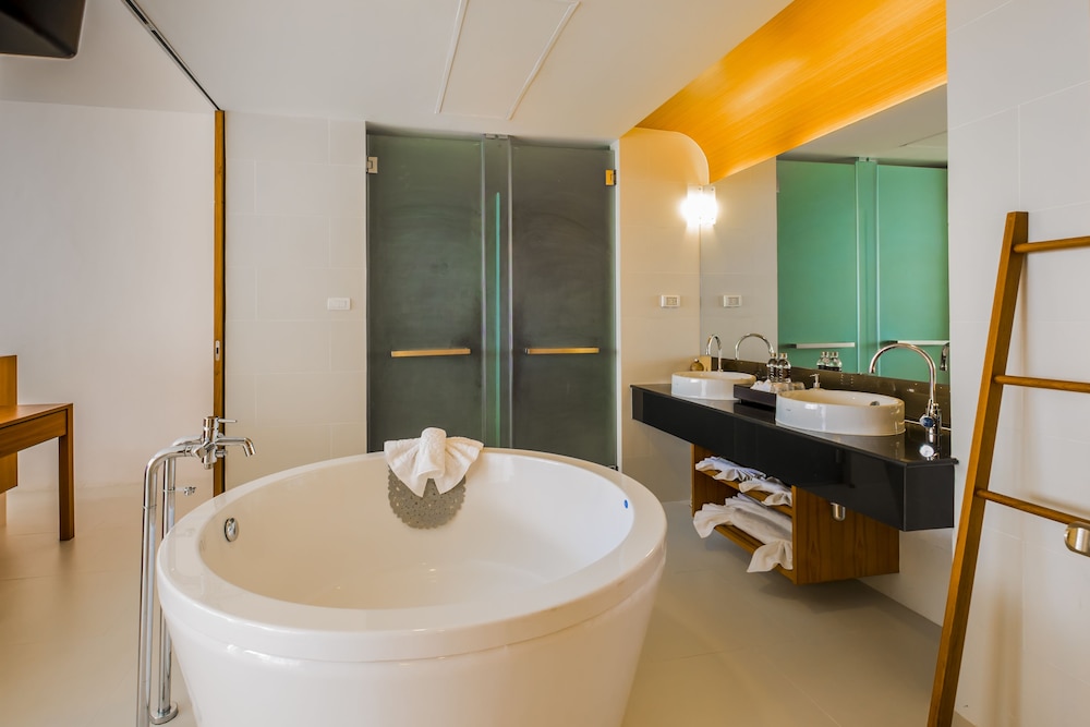 G Hua Hin Resort Mall 75/78