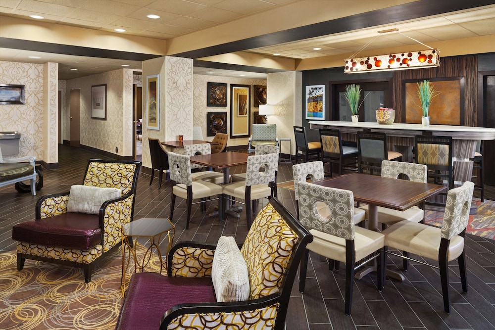 Hampton Inn Pell City 32/42