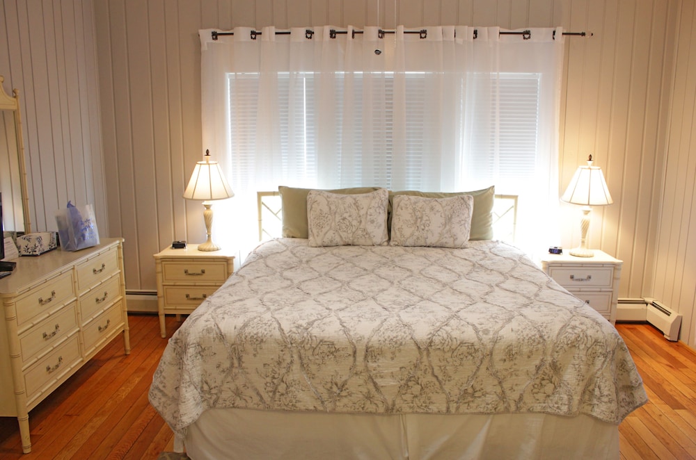 William Henry Miller Inn 12/50