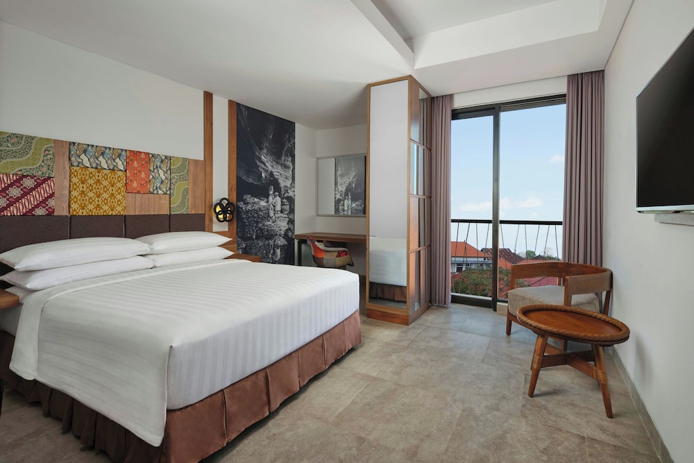 Superior, King Bed
