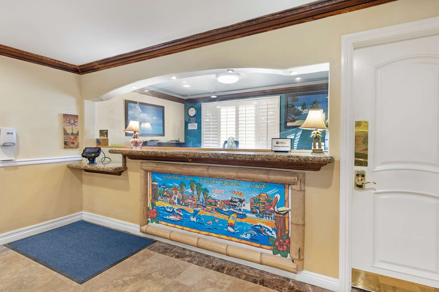 Lobby at Best Western Harbour Inn & Suites, HUNTINGTON BEACH - CA