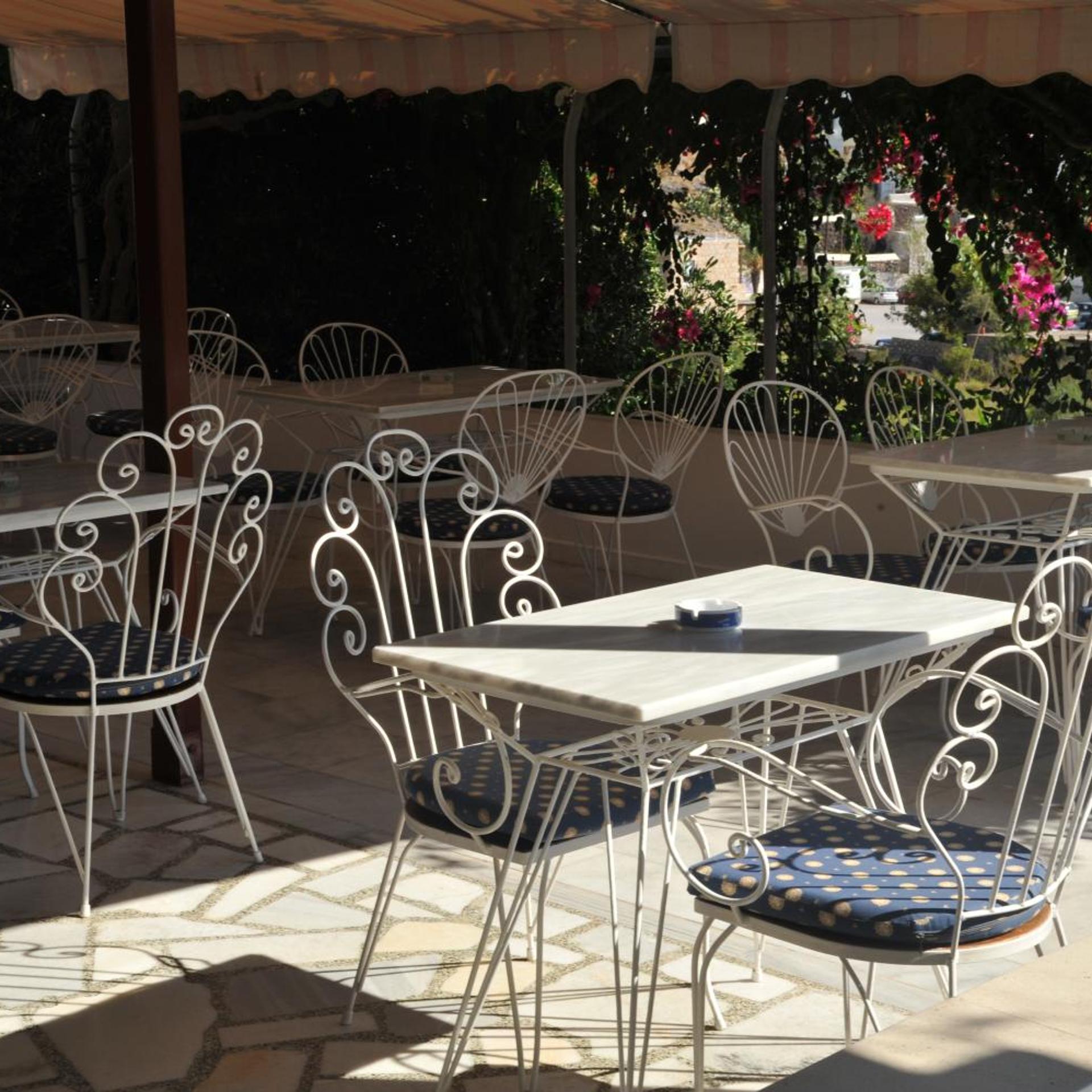 Casteli Hotel 35/49