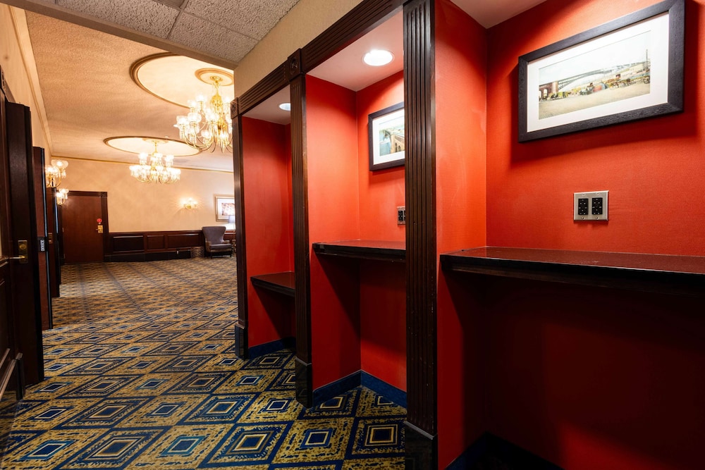 Drury Plaza Hotel St Louis At The Arch 2/50