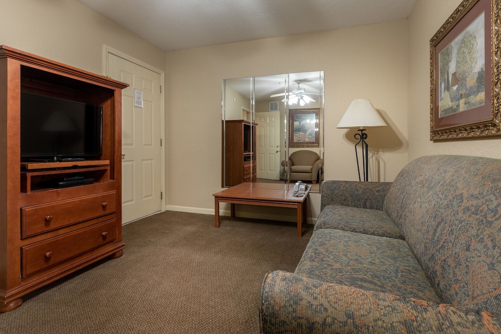Capital Resorts Carriage Place 47/77