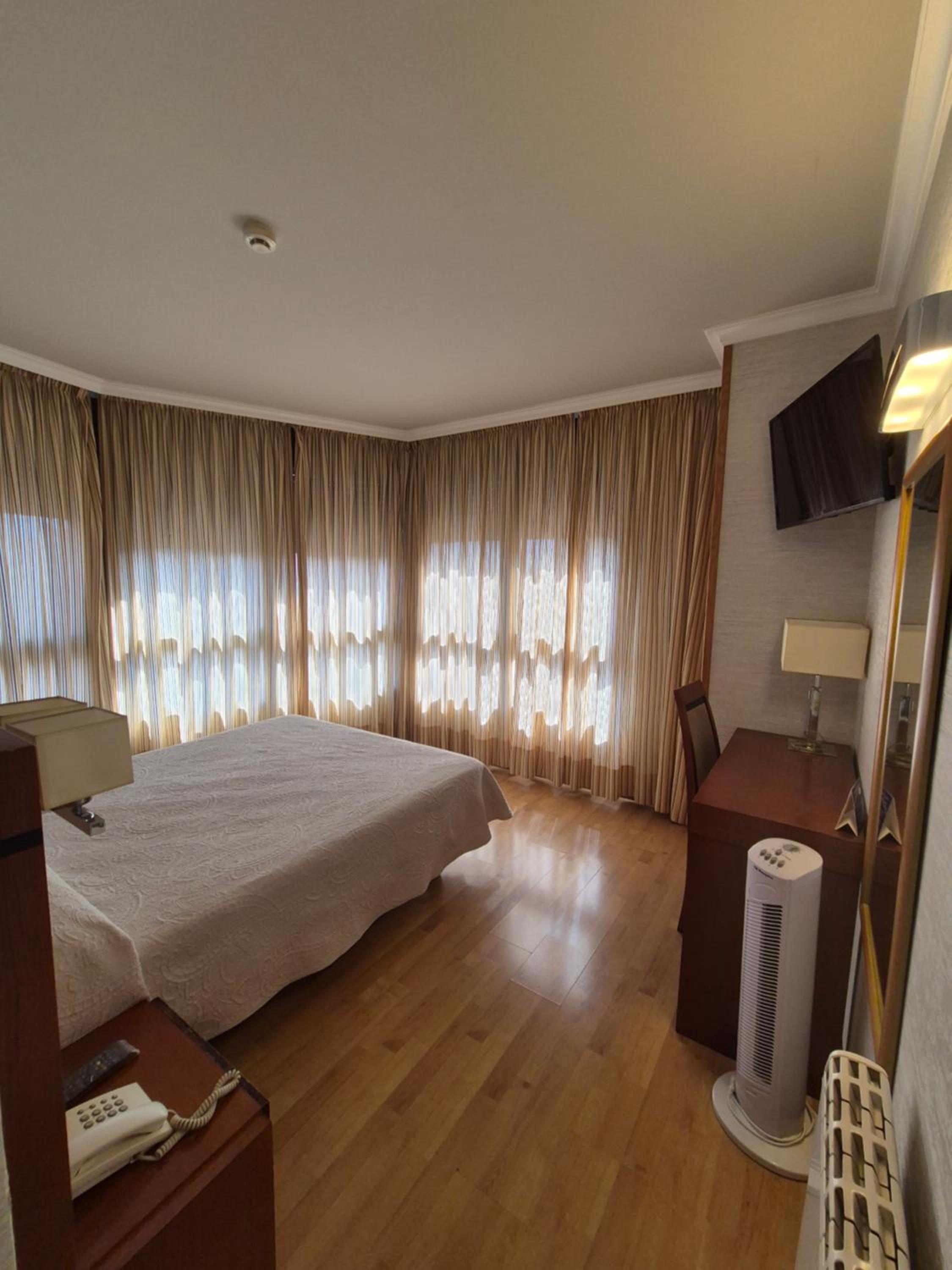 Hotel HHB Pontevedra Confort 26/58