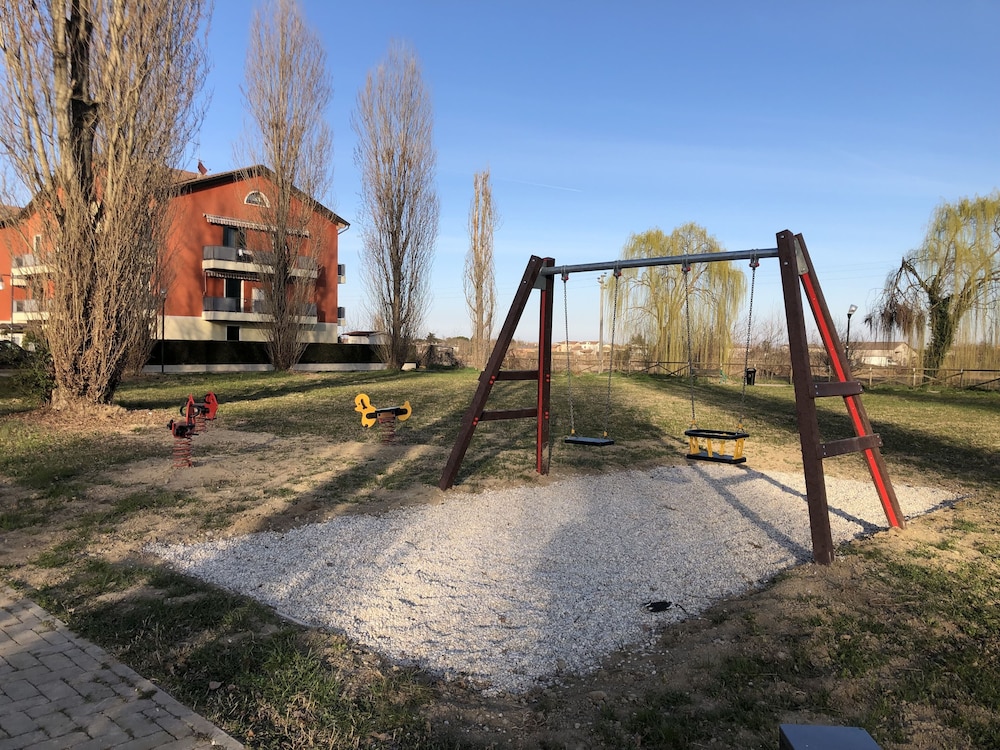 Albergo Antica Corte Marchesini 42/50