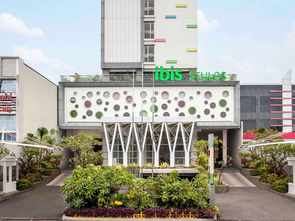 Ibis Styles Malang 1/58