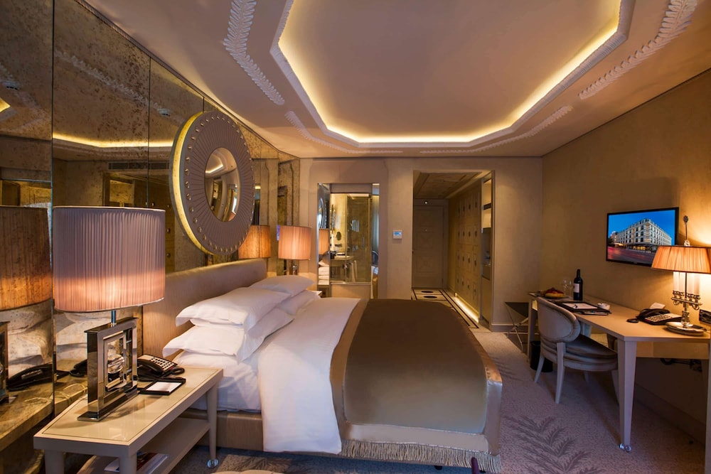 Wyndham Grand Istanbul Kalamis Marina 20/40