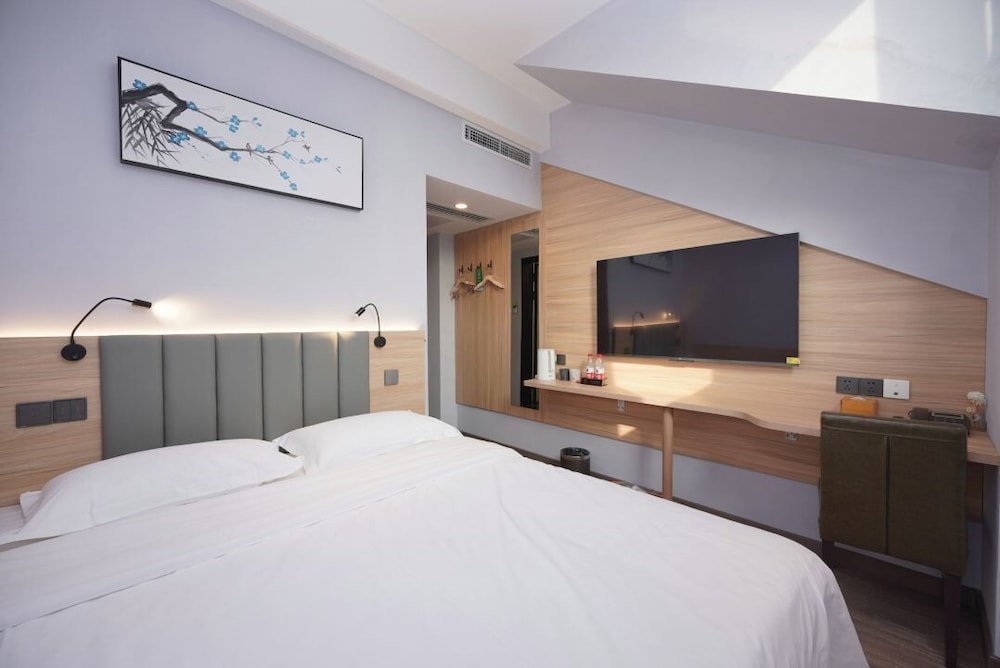 SUPERIOR, DOUBLE BED