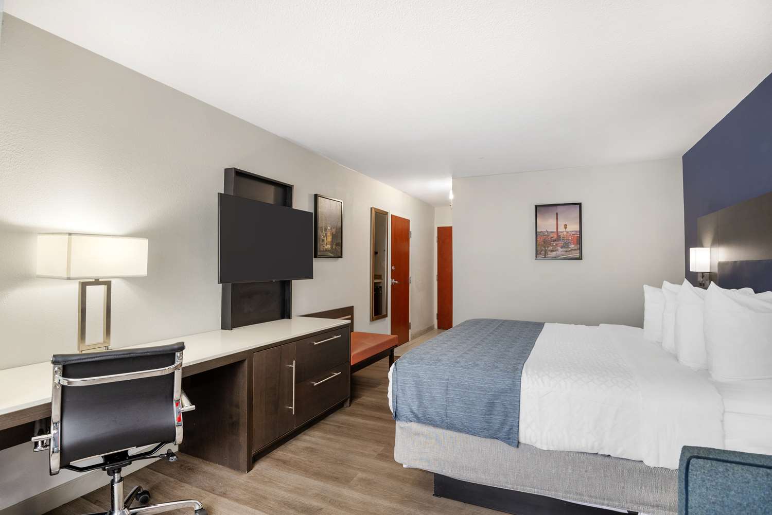Best Western Premier Richmond City Gateway 54/63