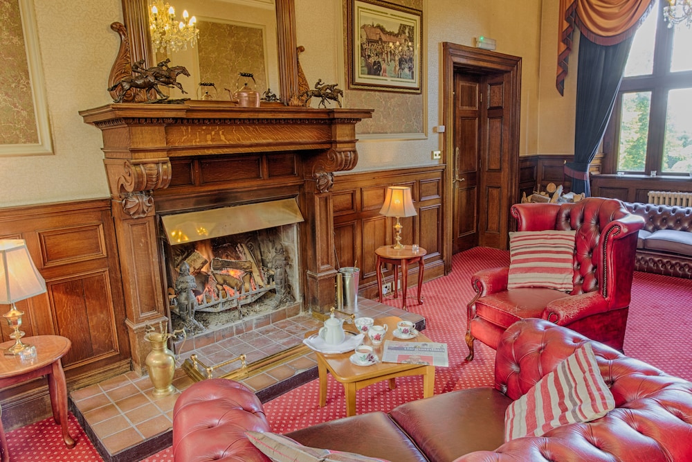 Classic Lodges Bagden Hall Hotel 32/63