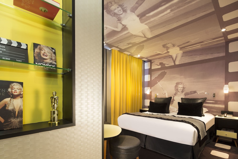 Platine Hotel 7/53