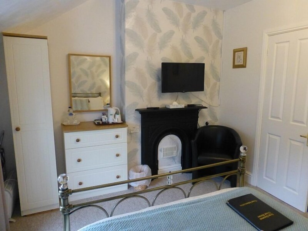 Bryn Derwen Guest House 51/60