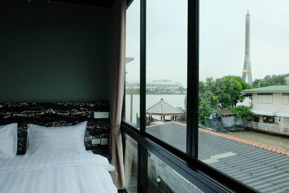 V Varee Bangkok 13/31