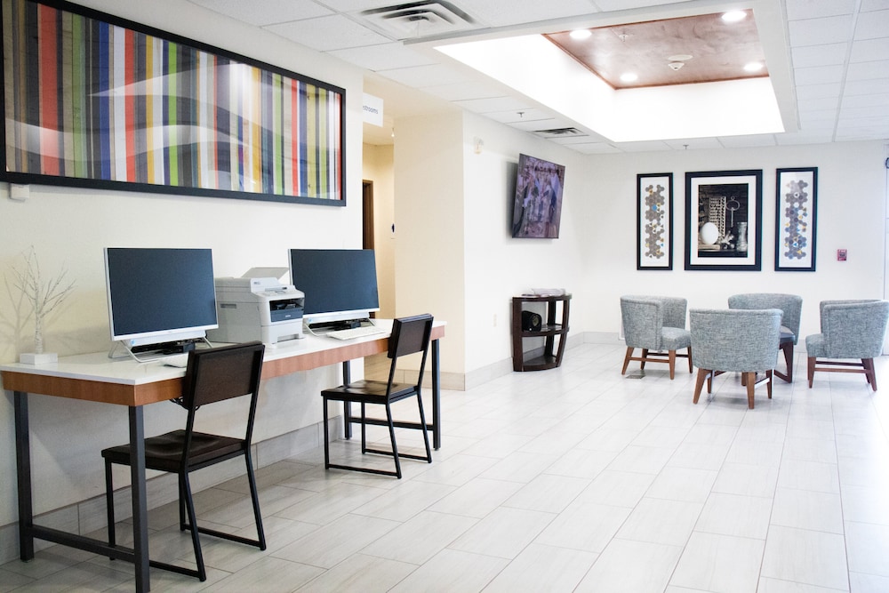Holiday Inn Express Hotel Suites Corpus Christi Portland 44/54