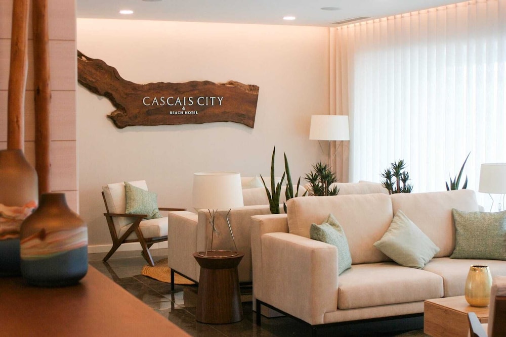 Cascais City & Beach Hotel 38/42