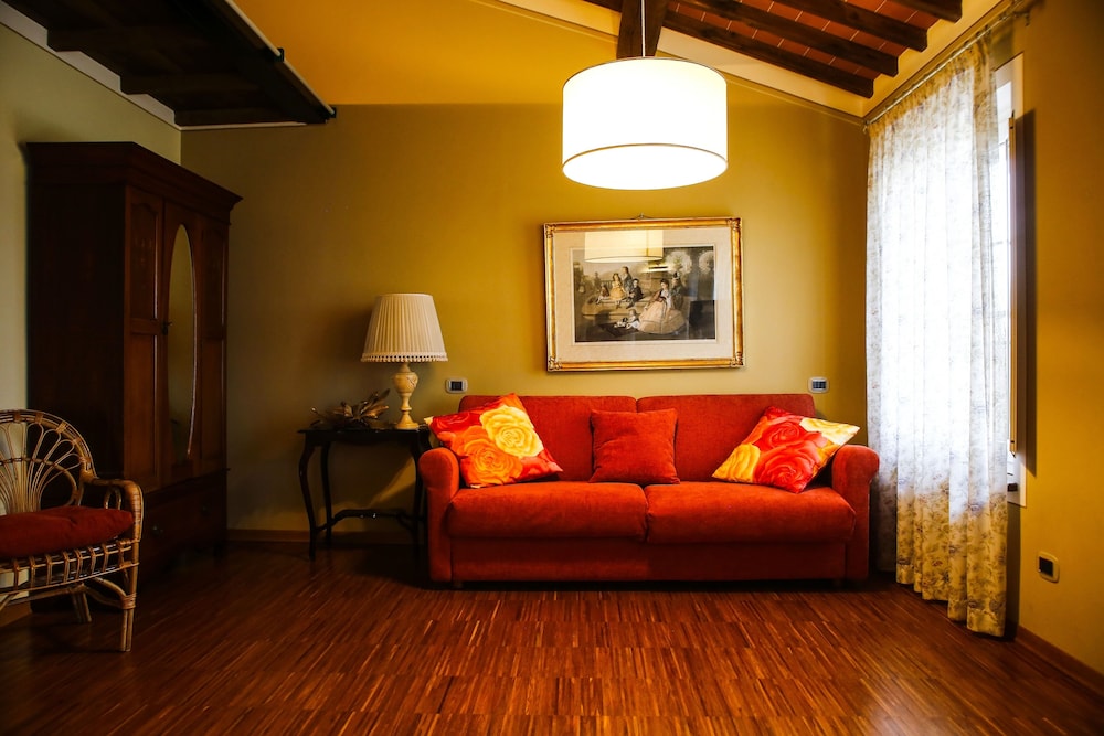 RELAIS CORTE BENEDETTO 46/74