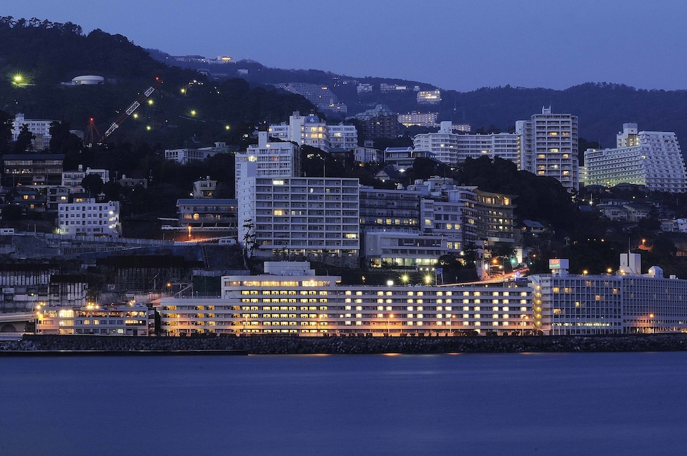 Wisterian Life Club Atami 27/30