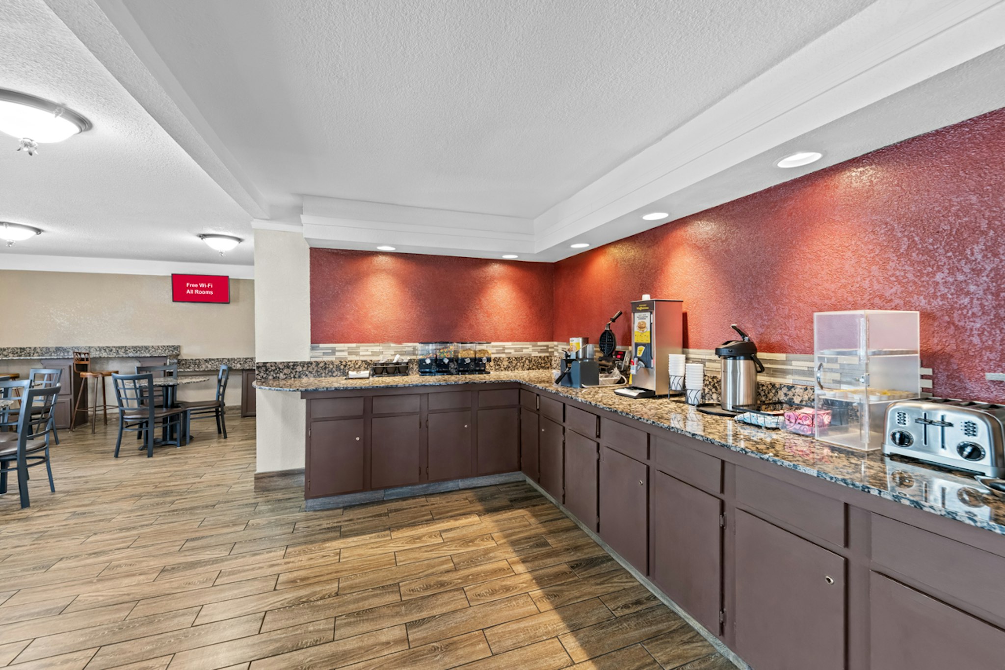 Red Roof Inn Ardmore 12/36
