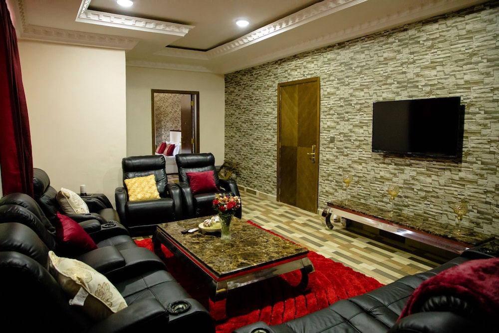 Metzy Residence Hotel 45/70