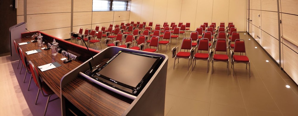 Rmh Modena Des Arts 52/66
