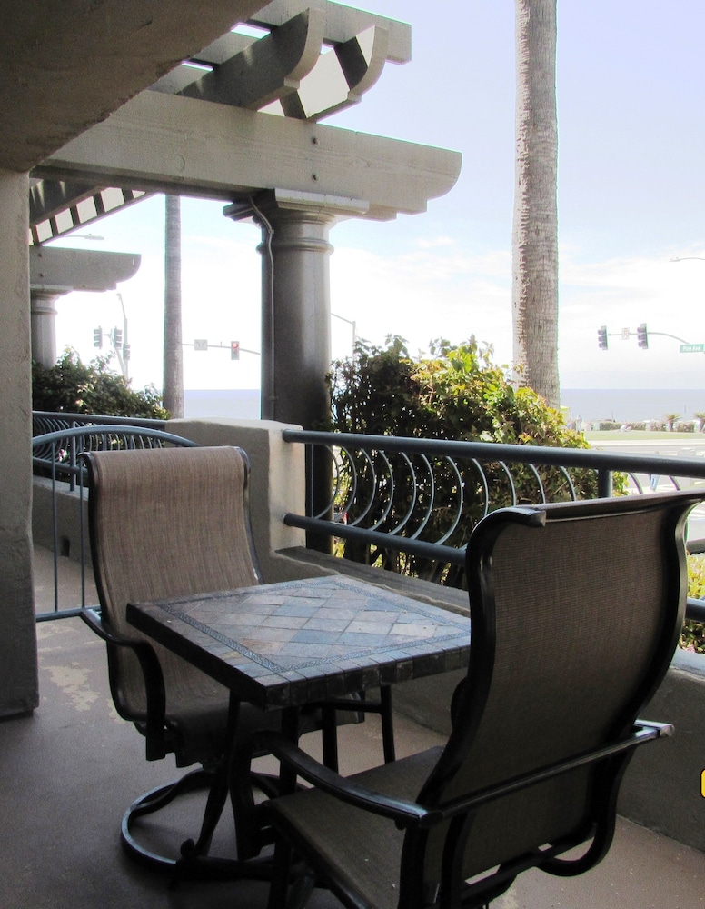 Tamarack Beach Resort Hotel 49/65