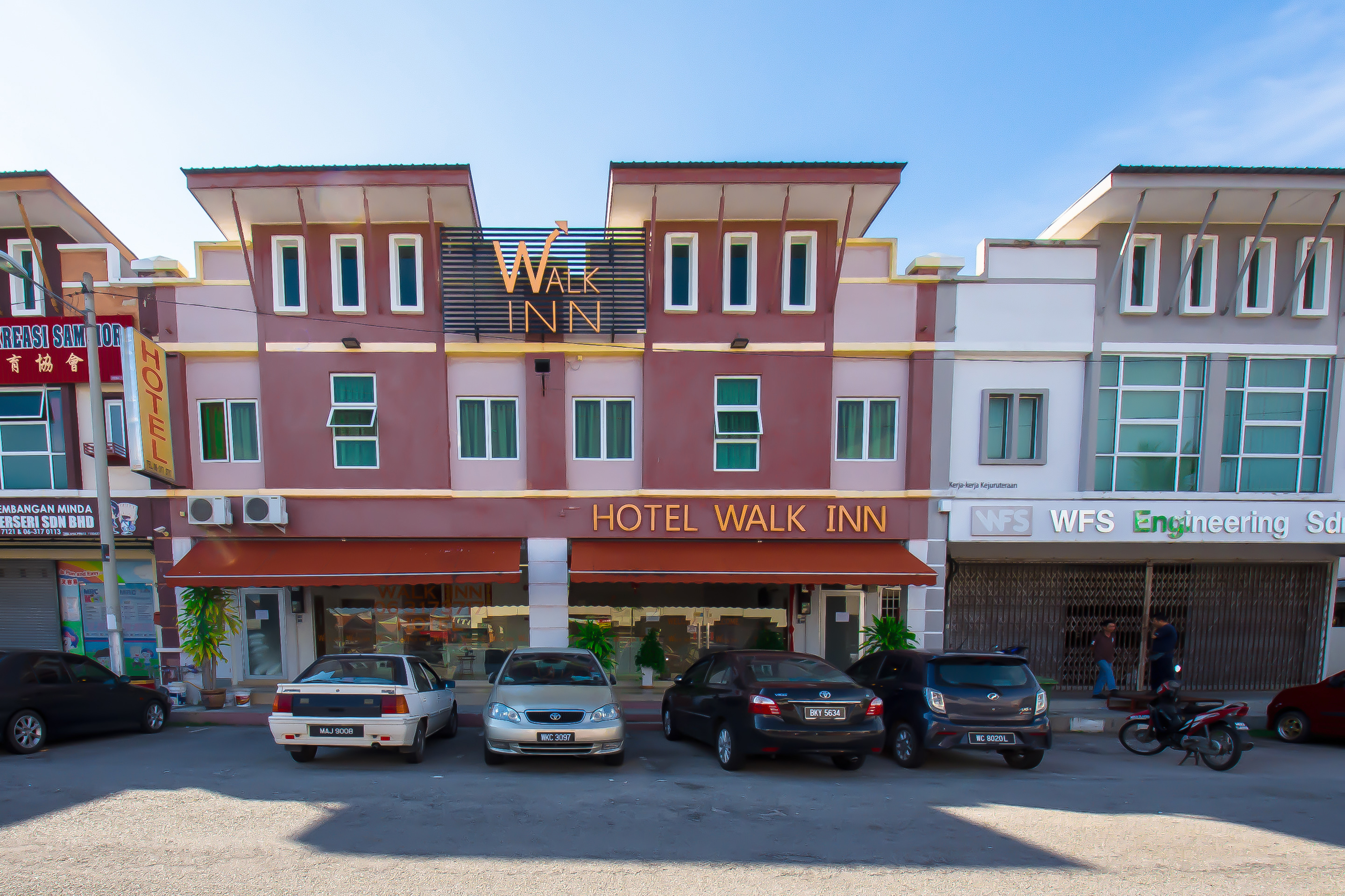 Oyo 582 Hotel Walk Inn 28/32